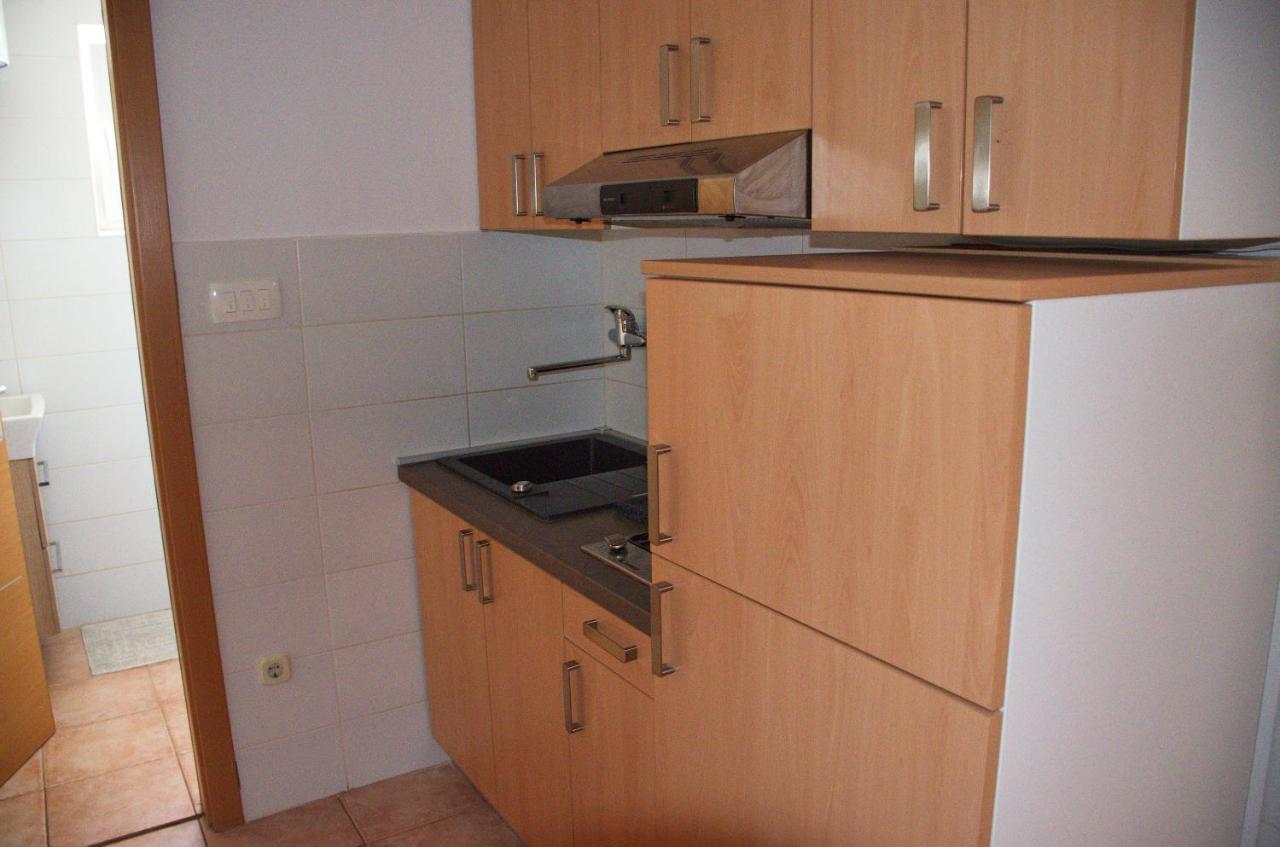 Apartments Marea Novalja Exterior photo
