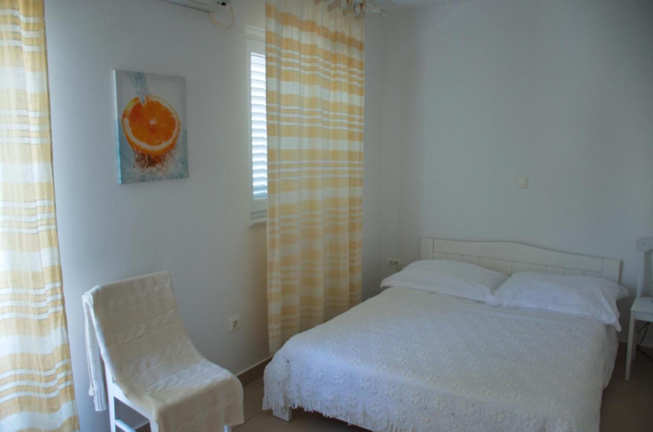 Apartments Marea Novalja Exterior photo